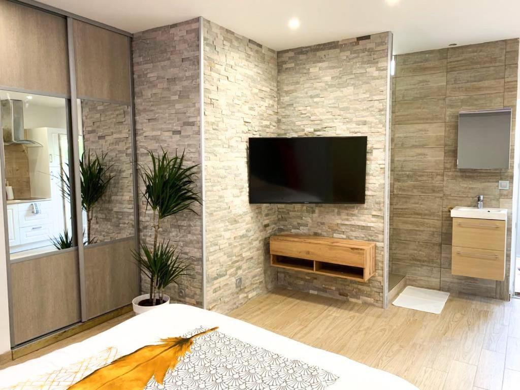 Le Menhir 2 Jacuzzi Spa Terasse Barbecue La Roche-Blanche  Εξωτερικό φωτογραφία